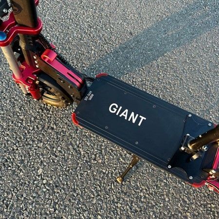 Електросамокат GIANT Outlander M11 1600W 26Ah Giant-M11 фото