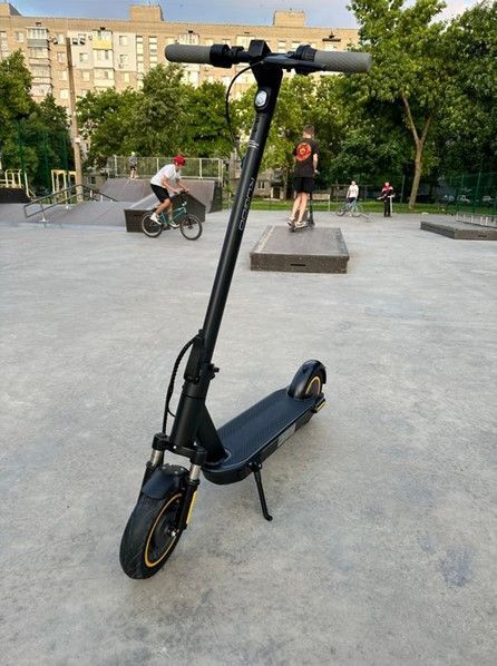 Електросамокат KUGOO G30 MAX Pro 600W 18Ah з передніми амортизаторами G30-MAX фото